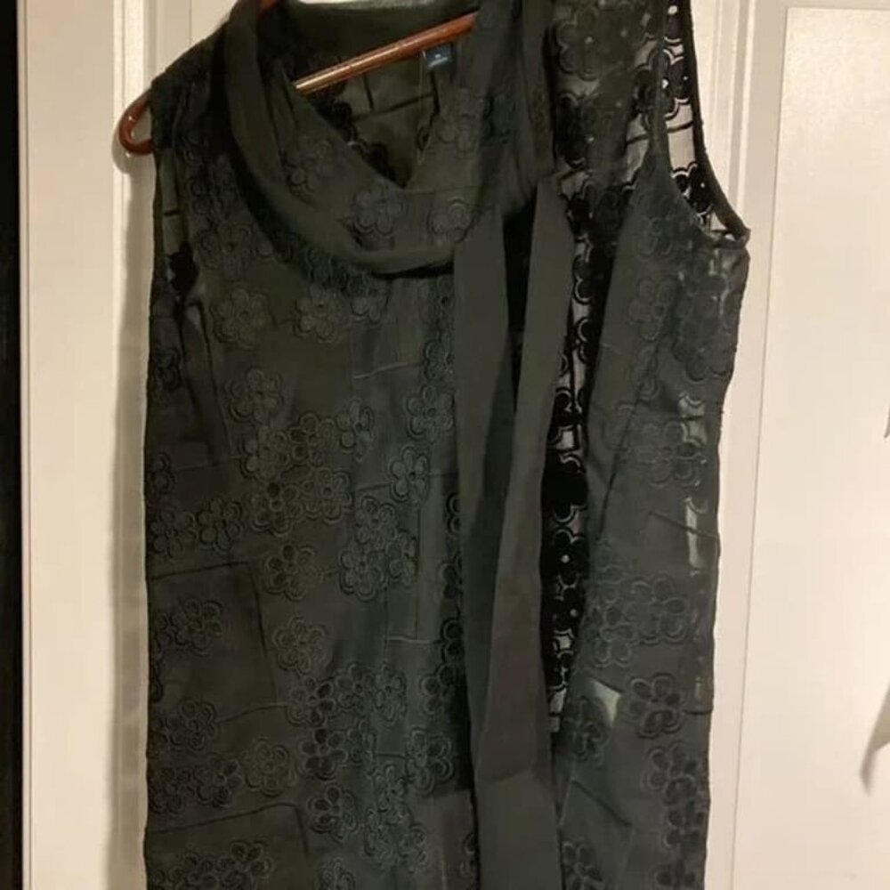 Women's Blouse Bundle (4 Tops, size Medium)
